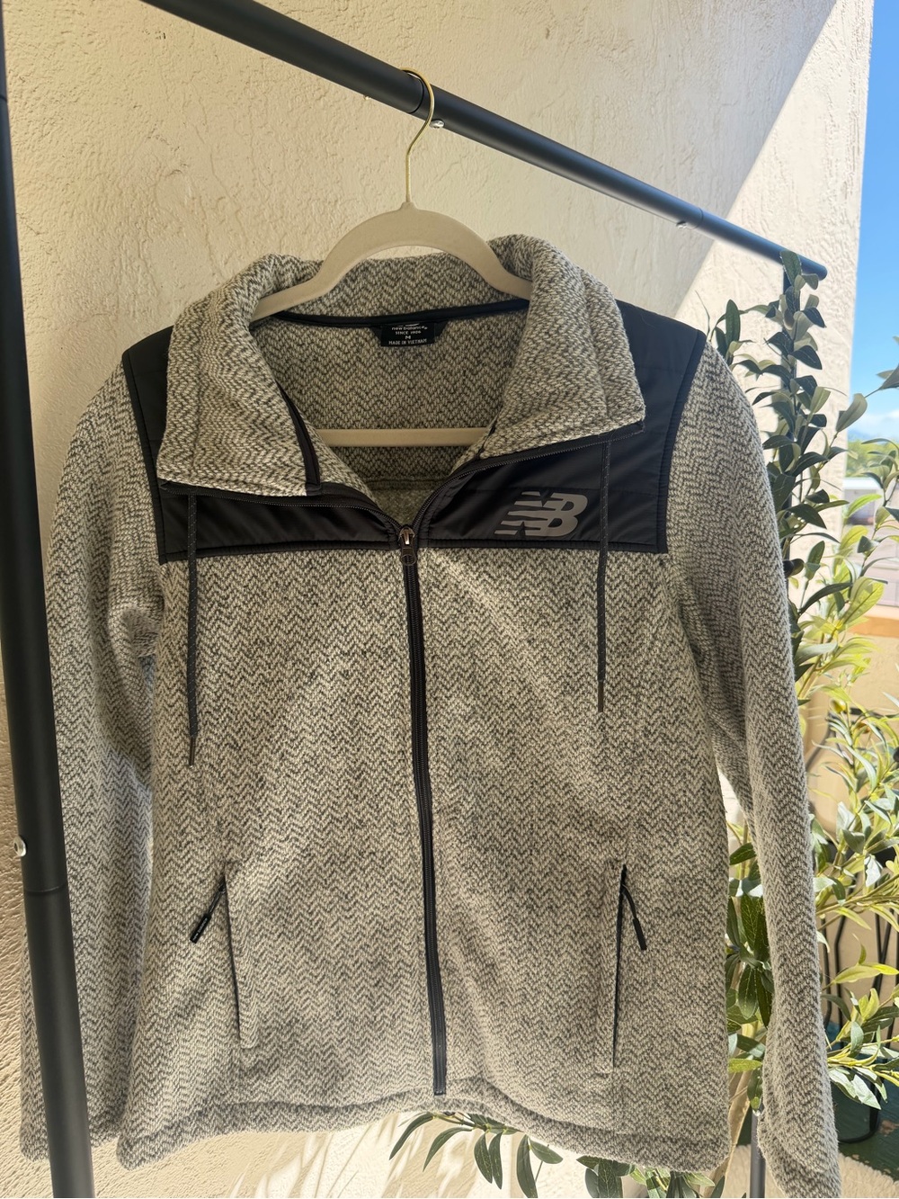 New Balance Gray Heather Full-Zip Utility Jacket with Black Accents